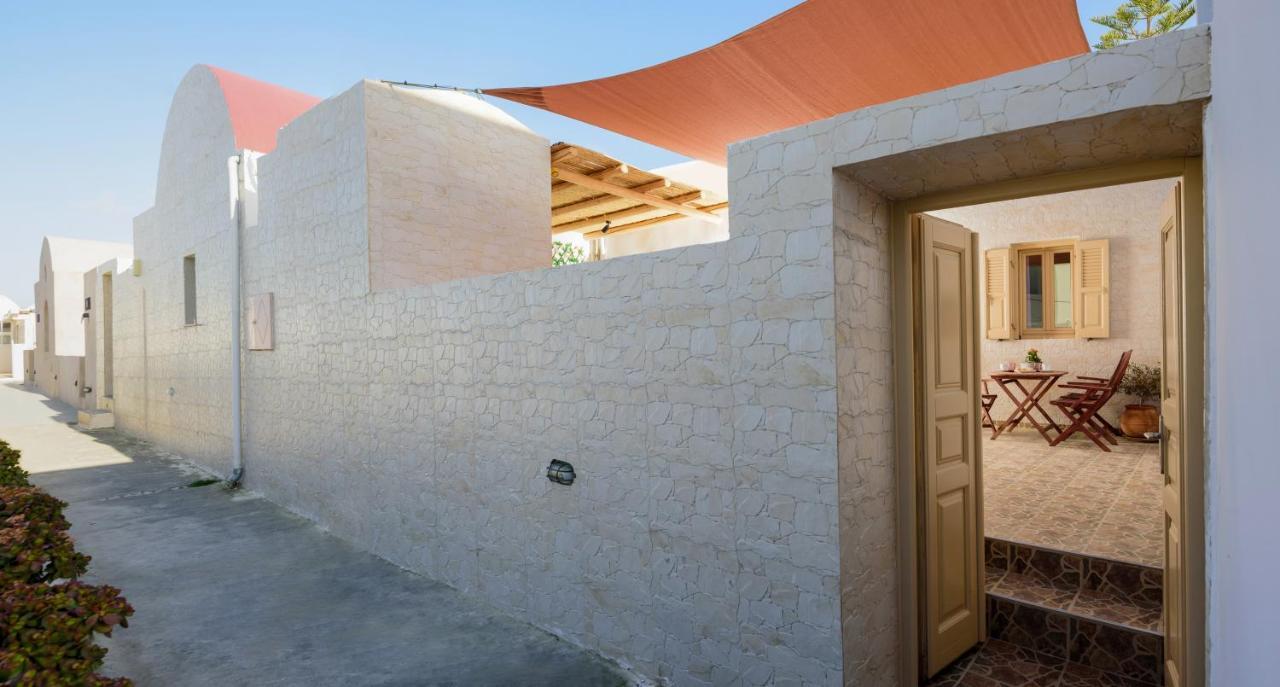 Heart Of Oia - Private House With Jacuzzi Apartment Ngoại thất bức ảnh