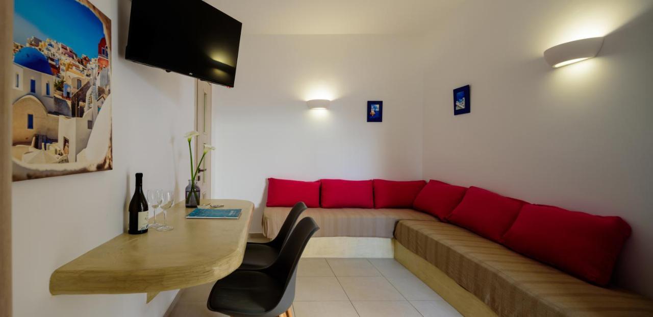 Heart Of Oia - Private House With Jacuzzi Apartment Ngoại thất bức ảnh